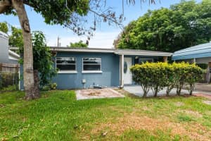 1039 WOODLAND AVENUE, LAKELAND, FL 33801 - MLS#MFRO6416127