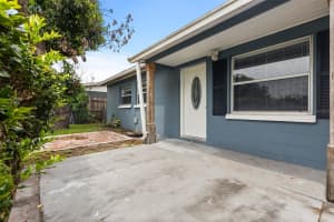 1039 WOODLAND AVENUE, LAKELAND, FL 33801 - MLS#MFRO6416127