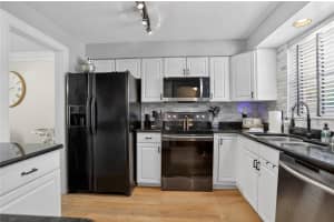 200 SAINT ANDREWS BLVD #3206, WINTER PARK, FL 32792 - MLS#MFRO6416143