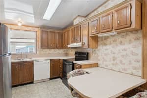 5035 LODGEWOOD DRIVE, LAKELAND, FL 33810 - MLS#MFRO6416213