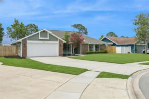 9007 NOTCHWOOD COURT, ORLANDO, FL 32825 - MLS#MFRO6416226