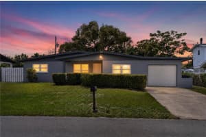 1332 Continental Dr, DAYTONA BEACH