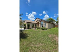 10041 RIVER GLEN CT, ORLANDO, FL 32825 - MLS#MFRO6416755
