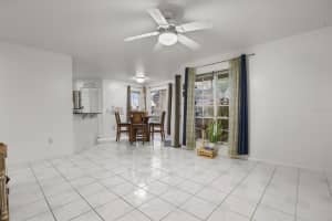 4690 SUSSEX TERRACE, ORLANDO, FL 32811 - MLS#MFRO6417181