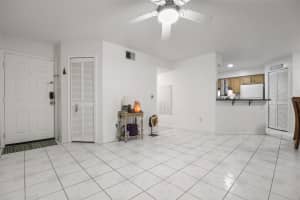 4690 SUSSEX TERRACE, ORLANDO, FL 32811 - MLS#MFRO6417181