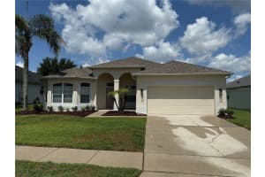 5370 Red Leaf Ct, OVIEDO