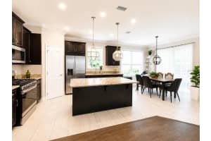 7558 BISHOP SQUARE DRIVE, WINTER GARDEN, FL 34787 - MLS#MFRO6417556