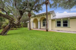 3155 110TH PLACE, VERO BEACH, FL 32963 - MLS#MFRO6417644
