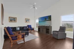 102 SAFFRON WAY, KISSIMMEE, FL 34758 - MLS#MFRO6417948