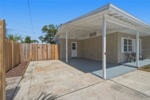 2204 SANDALWOOD DRIVE, FERN PARK, FL 32730 - MLS#MFRO6418045
