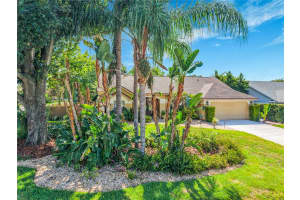 2636 CLEMENTON PARK COURT, ORLANDO, FL 32835 - MLS#MFRO6418686