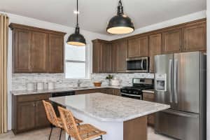2621 HAMMOCK HARBOR AVENUE , ST CLOUD, FL 34771 - MLS#MFRO6419126