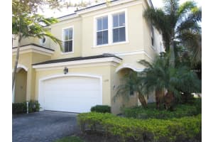 6135 NW Helmsdale Way, Port St. Lucie, FL 34983, Sold 09/09/16