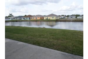 687 SE 26th Dr, Okeechobee, FL 34974, Sold 07/14/17