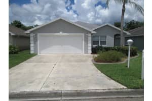 645 SE 25th Dr, Okeechobee, FL 34974, Sold 04/04/22