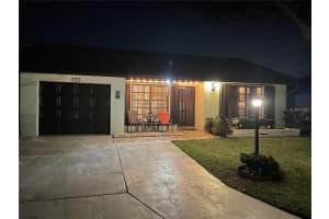 6049 AMBERTREE LN, GREENACRES, FL 33463 Sold 11/22/22