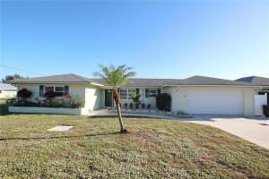1030 MAPLE STREET, OKEECHOBEE, FL 34974 Sold 05/14/24