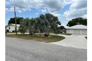 1432 LAKE DRIVE, OKEECHOBEE, FL 34974 Sold 12/08/24