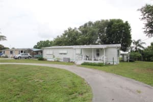 1236 CHOBEE LOOP, OKEECHOBEE, FL 34974 Sold 01/03/25