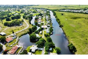 2011 8TH AVENUE, OKEECHOBEE, FL 34974 Sold 12/13/24