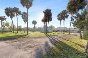 838 US HIGHWAY 441 SE, OKEECHOBEE, FL 34974 Sold 12/20/24