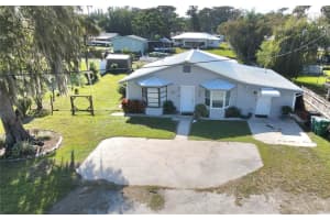 2922 28TH STREET, OKEECHOBEE, FL 34974 Sold 01/13/25