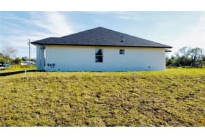7752 90TH COURT, OKEECHOBEE, FL 34972 Sold 02/14/25