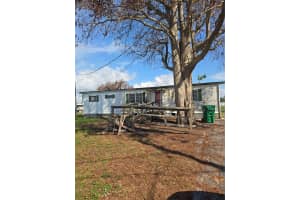 3516 25TH TERRACE, OKEECHOBEE, FL 34974 Sold 04/04/25