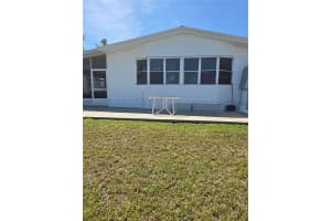 291 35TH COURT, OKEECHOBEE, FL 34974 - MLS#MFROK225068