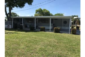 1066 9th St, OKEECHOBEE