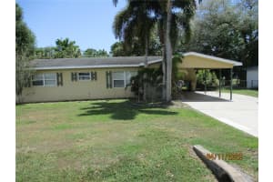 1107 8TH AVENUE, OKEECHOBEE, FL 34974 - MLS#MFROK225109
