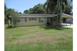1107 8TH AVENUE, OKEECHOBEE, FL 34974 - MLS#MFROK225109