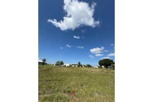 625 86TH TERRACE, OKEECHOBEE, FL 34974 Sold 10/08/25