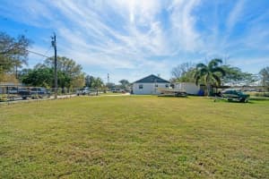 SE 8TH AVE, OKEECHOBEE, FL 34974 - MLS#MFROK225138