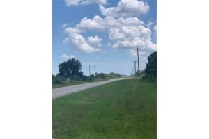 19882 258TH STREET, OKEECHOBEE, FL 34972 - MLS#MFROK225178
