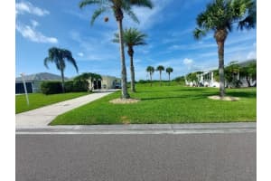 1000 44TH BOULEVARD, OKEECHOBEE, FL 34974 - MLS#MFROK225322