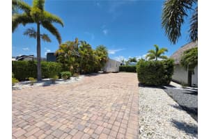 515 39TH TRACE, OKEECHOBEE, FL 34974 - MLS#MFROK225336