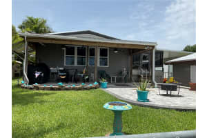 1558 CHOBEE STREET, OKEECHOBEE, FL 34974 - MLS#MFROK225360