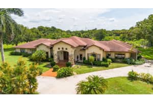 2085 Se 4th St, OKEECHOBEE