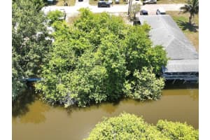 1211 9TH STREET, OKEECHOBEE, FL 34974 - MLS#MFROK225436