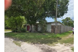 2001 8TH AVENUE, OKEECHOBEE, FL 34974 - MLS#MFROK225449