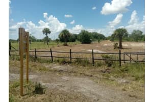 19145 270TH STREET, OKEECHOBEE, FL 34972 - MLS#MFROK225480