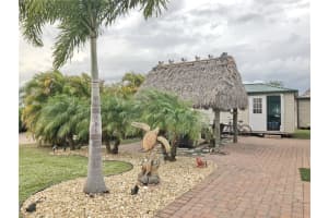 531 39TH TRACE, OKEECHOBEE, FL 34974 - MLS#MFROK225506
