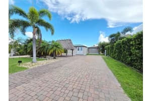 531 39TH TRACE, OKEECHOBEE, FL 34974 - MLS#MFROK225506