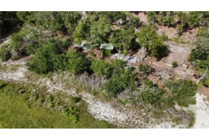 21611 264 STREET, OKEECHOBEE, FL 34972 - MLS#MFROK225590