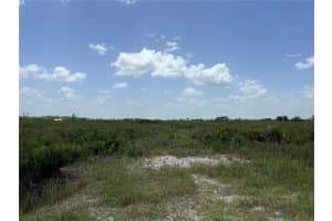 20106 254TH STREET, OKEECHOBEE, FL 34972 - MLS#MFROK225604