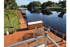 601 6TH AVENUE, OKEECHOBEE, FL 34974 - MLS#MFROK225608