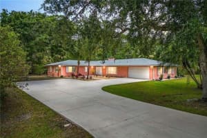 115 36TH COURT, VERO BEACH, FL 32968 - MLS#MFROK225684