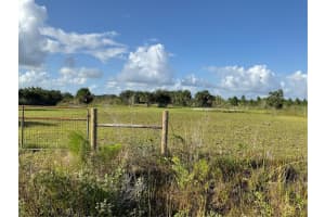 17229 314TH STREET, OKEECHOBEE, FL 34972 - MLS#MFROK225699