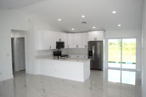 7542 83RD COURT, OKEECHOBEE, FL 34972 - MLS#MFROK225781